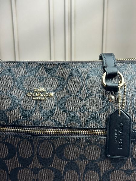 Сумка жіноча шкіряна Coach Tote Gallery
