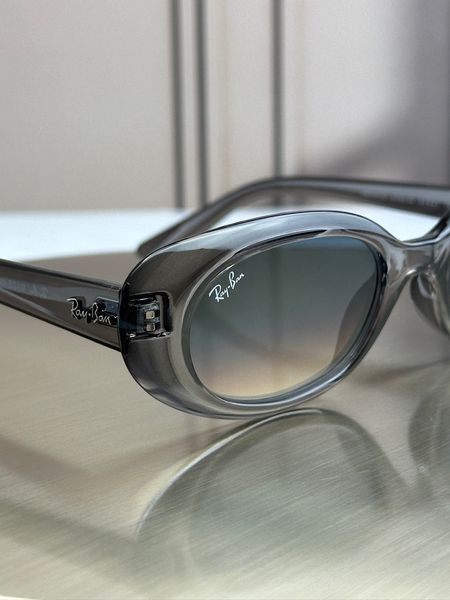 Сонцезахисні окуляри Ray-Ban RB4441D прозорі сірі овальні градієнт унісекс