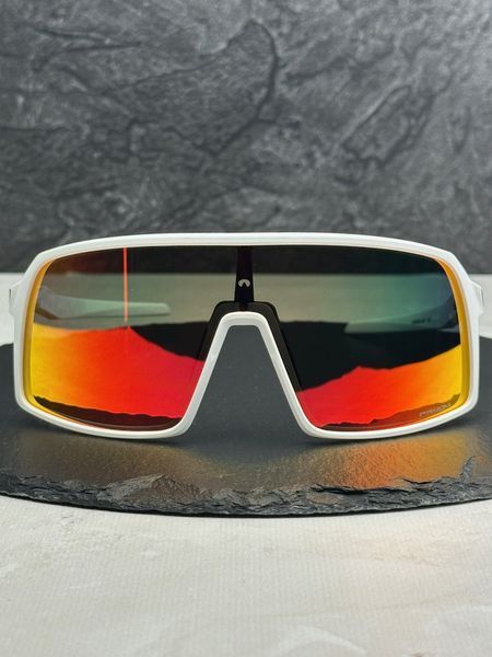 Сонцезахисні окуляри Oakley Sutro білі Prizm спортивні чоловічі
