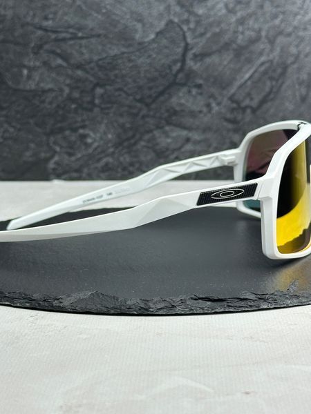 Сонцезахисні окуляри Oakley Sutro білі Prizm спортивні чоловічі