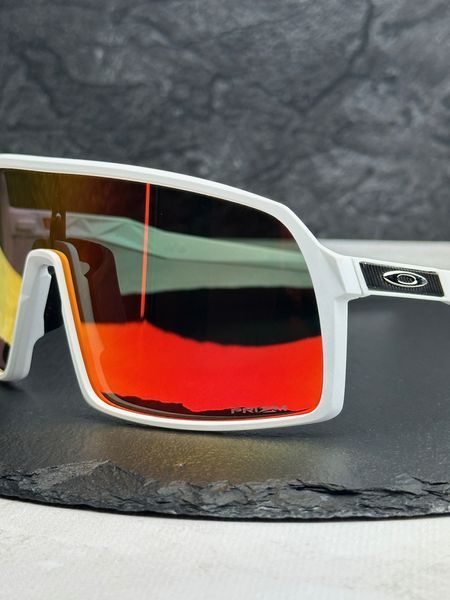 Сонцезахисні окуляри Oakley Sutro білі Prizm спортивні чоловічі