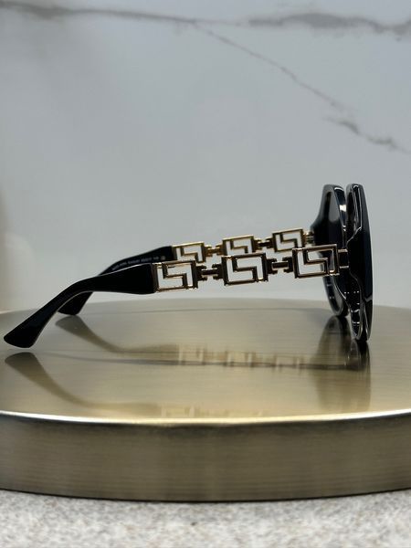 Солнцезащитные очки Versace MOD 4395 534587 - большие черные с золотом, линза Grey, орнамент Greca, женские
