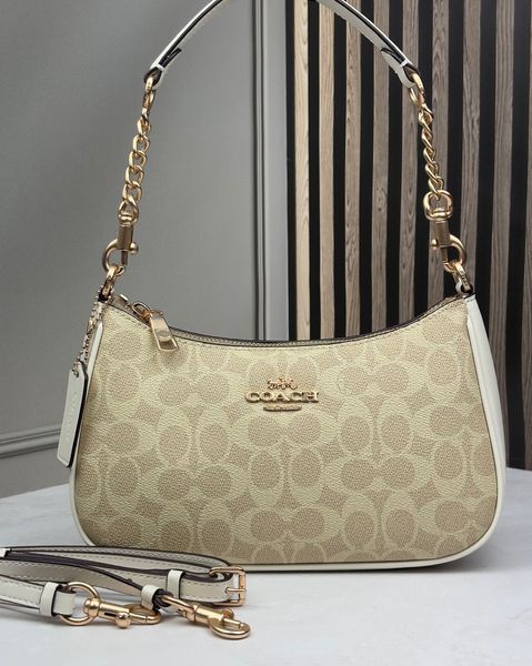 Жіноча сумка Coach Teri Shoulder Bag Signature Canvas Light Khaki Кросбоді Багет Біла