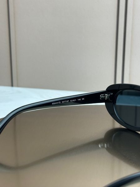 Сонцезахисні окуляри Ray-Ban RB4441D чорні овальні унісекс