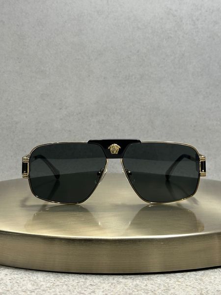 Сонцезахисні окуляри Versace VE2251 100287 Gold Black/Grey Force123 фото