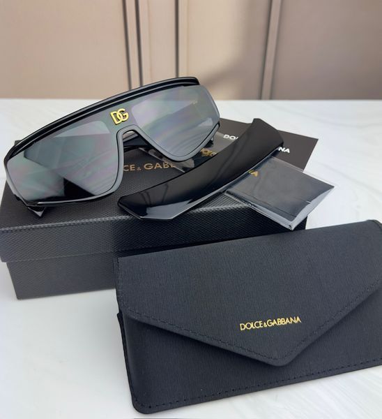Сонцезахисні окуляри Dolce & Gabbana DG6177 чорні маска-щит темна лінза унісекс