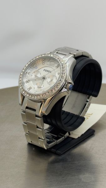 Жіночий годинник Fossil Riley ES3202 з кристалами Swarovski (Сріблястий)