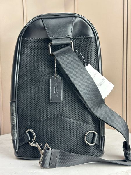 Сумка унісекс Coach West Pack In Signature Canvas With Varsity Stripe Charcoal/Denim/Chalk