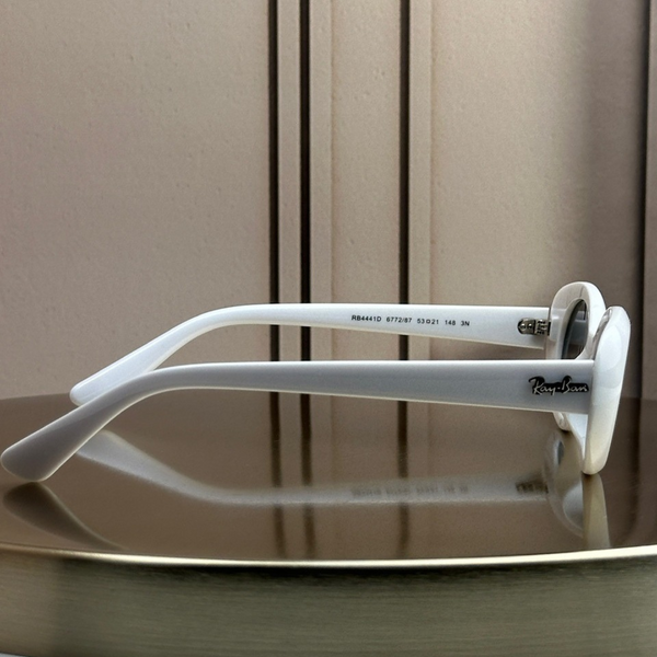 Сонцезахисні окуляри Ray-Ban RB4441D White/Dark Grey
