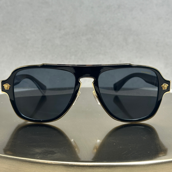 Сонцезахисні окуляри Versace Medusa Retro Charm VE2199 1002/81 Black