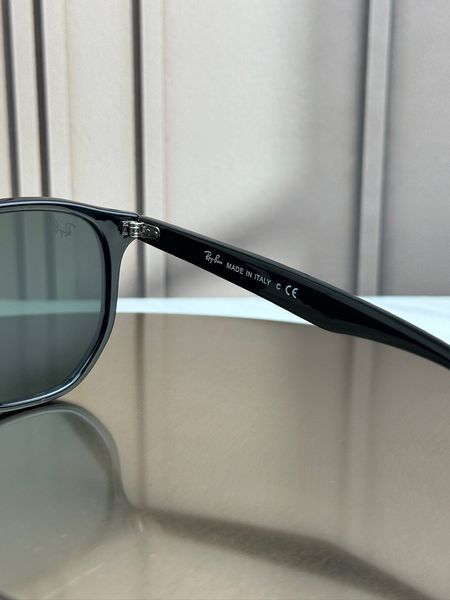 Сонцезахисні окуляри Ray-Ban RB4306 чорні G15 круглі геометричні унісекс