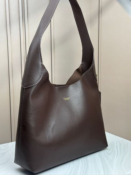 Женская сумка Coach Brooklyn Shoulder Bag Кожаная Темно-коричневая Хобо