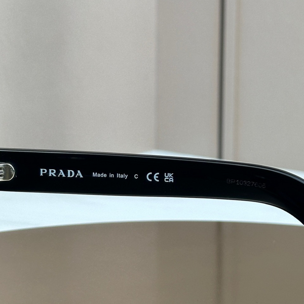 Сонцезахисні окуляри Prada SPR C05 Black/Grey