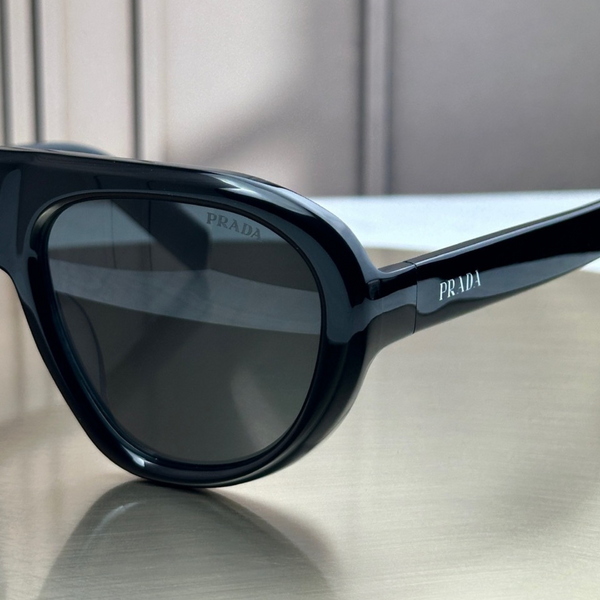 Сонцезахисні окуляри Prada SPR C05 Black/Grey