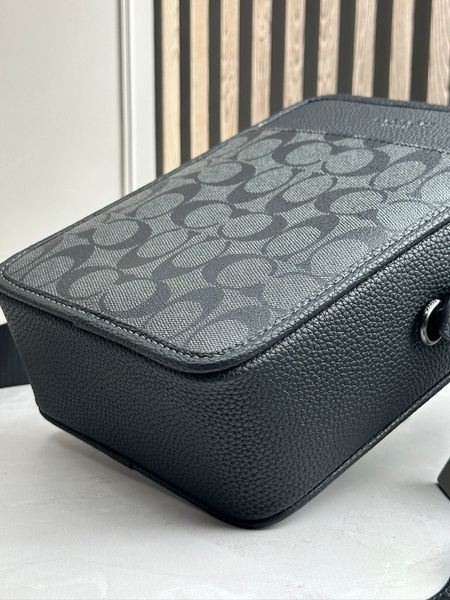 Чоловіча сумка планшет Coach Sullivan Crossbody Signature Canvas Чорна Месенджер