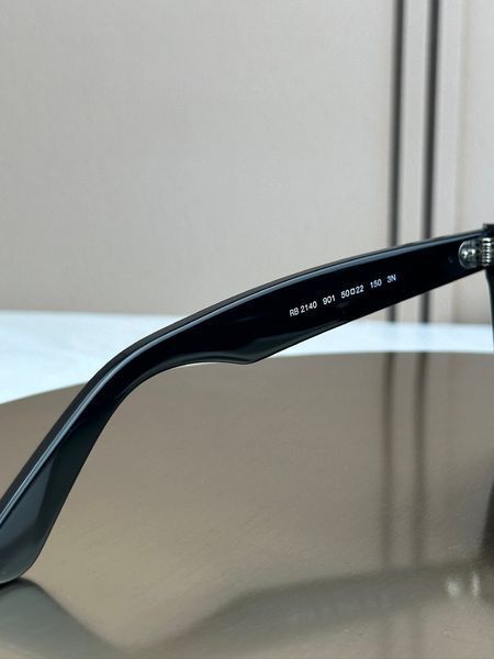 Сонцезахисні окуляри Ray-Ban Wayfarer RB2140 чорні G15 класика унісекс