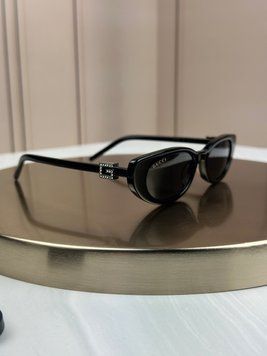 Сонцезахисні окуляри Gucci GG1680 чорні котяче око з кристалами жіночі