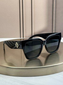 Сонцезахисні окуляри Tory Burch 7180 чорні квадратні масивні темна лінза жіночі
