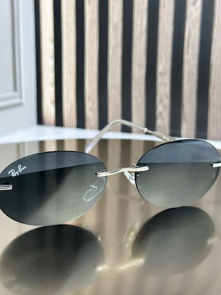Солнцезащитные очки Ray-Ban RB3767 серебро, темная линза, безободковые, овальные, унисекс
